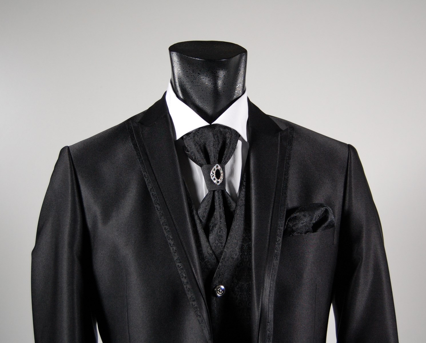 Cravatta abito nero on sale