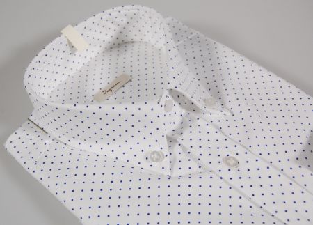 White shirt with polka dots small blue button down collar
