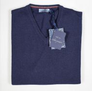 V-neckline Ocean Star Hooded zipper sweater in four colors 
