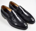 Black and elegant leather moccasin shoe Digel