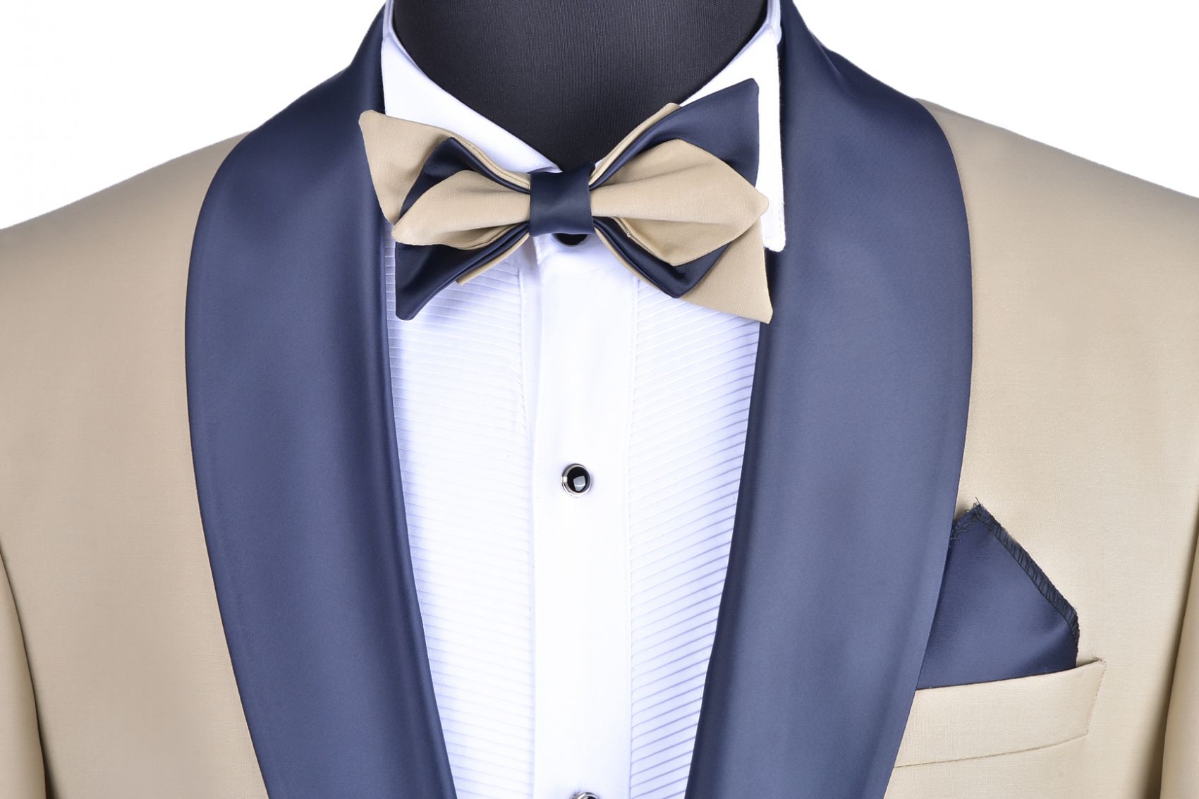 Smoking beige by groom Baggi slim fit complete with waistcoat and bow ...