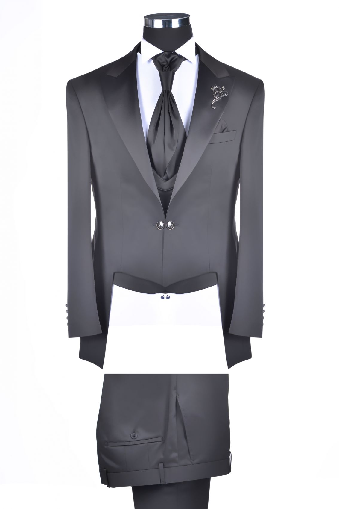 Abito da sposo Baggi Frac moderno slim fit anteprima collezione 2022 saldi  online -25%
