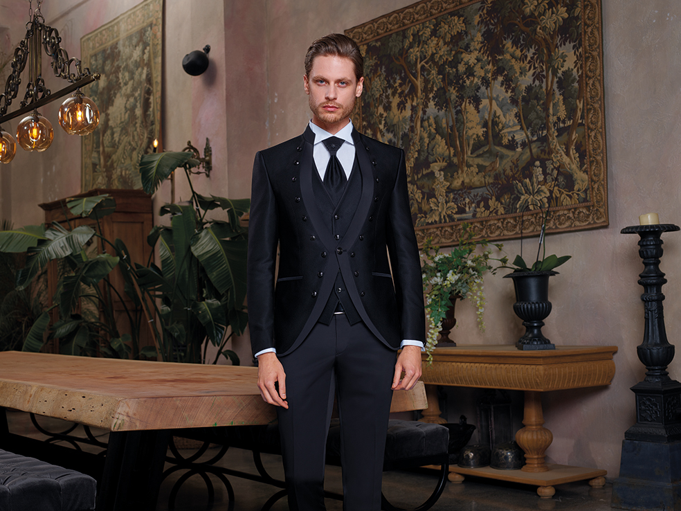Korean tuxedo deals slim fit