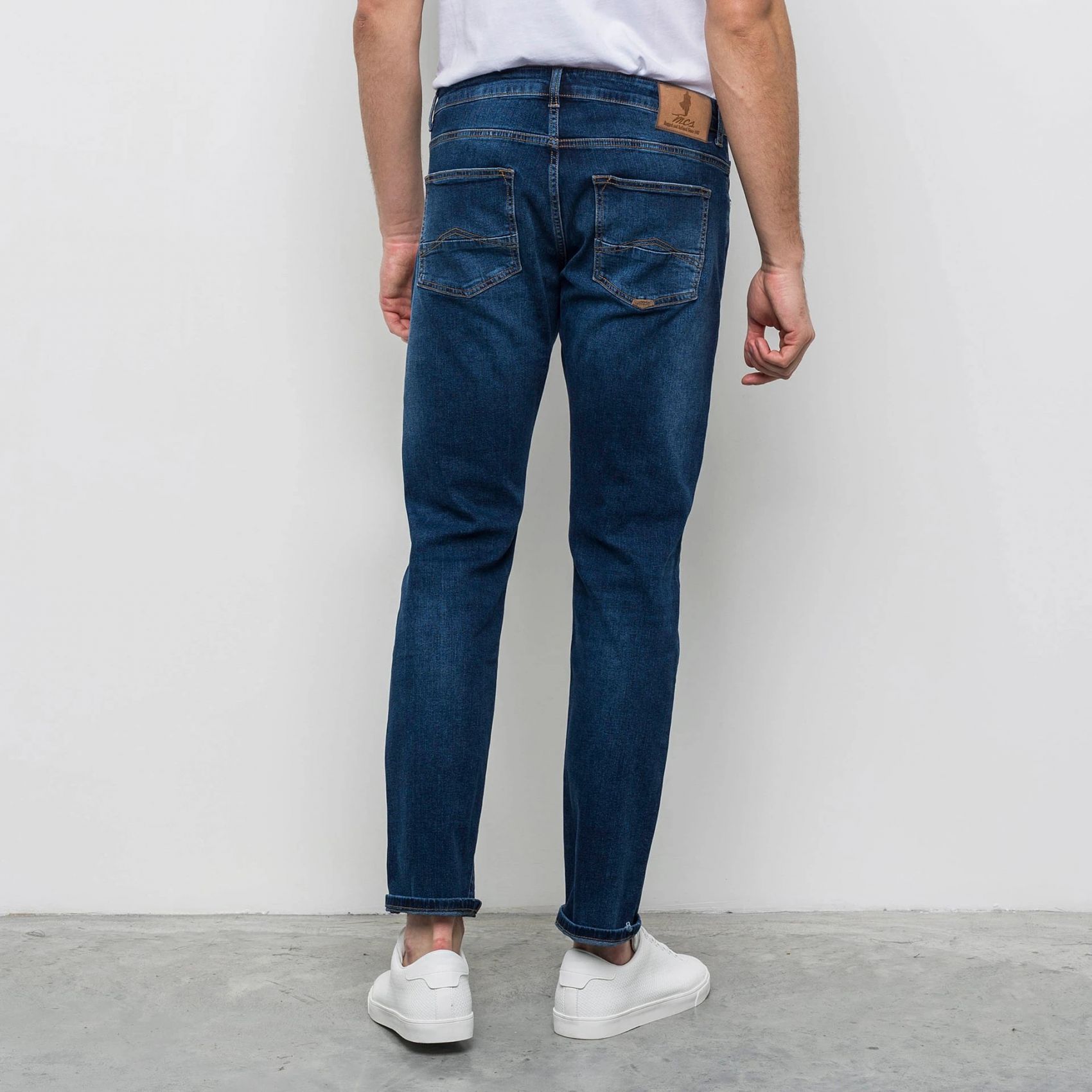 Abbigliamento americano online deals