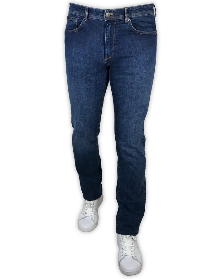 Jeans sea barrier 2025