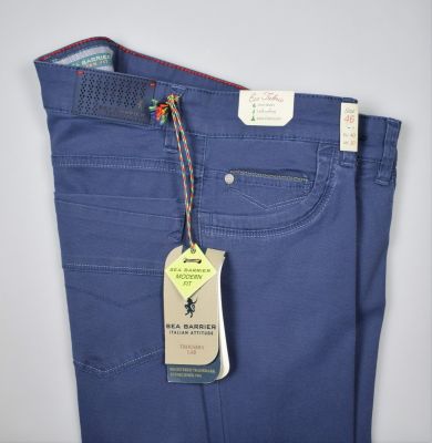 Five-pocket blue jeans in modern fit stretch cotton