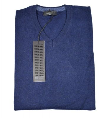 Blue V-neck pullover in lambswool by Pyke Studio