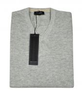 Light gray v-neck pullover in lambswool by pyke studio